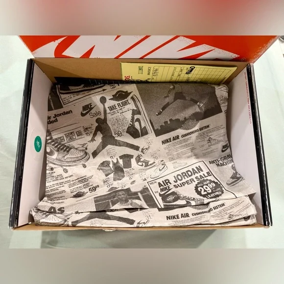 Nike Air Jordan 1 Retro High OG ‘Chicago Lost & Found’ Men’s Size 8 - Picture 8 of 15